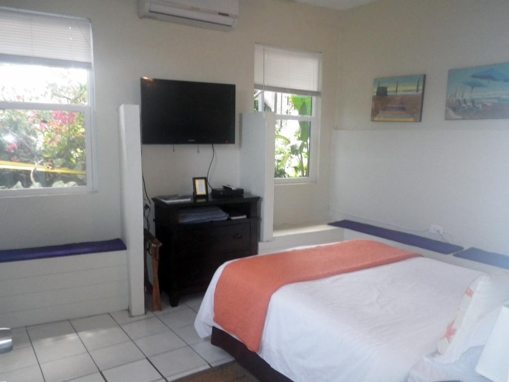 St. John Inn Cruz Bay Номер фото