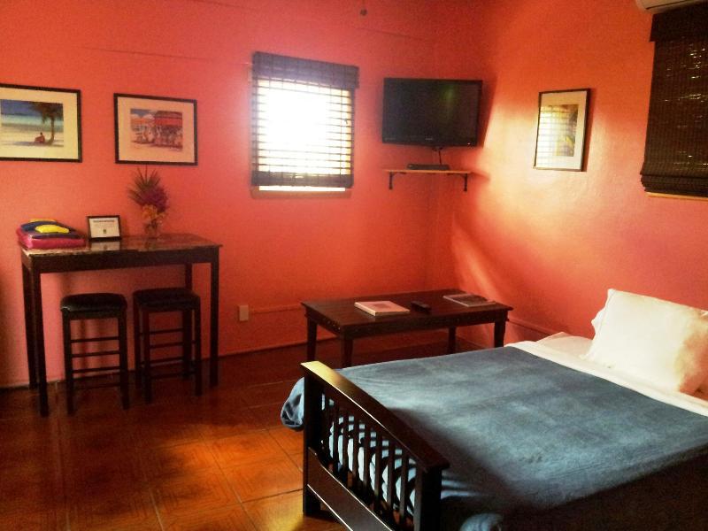 St. John Inn Cruz Bay Экстерьер фото