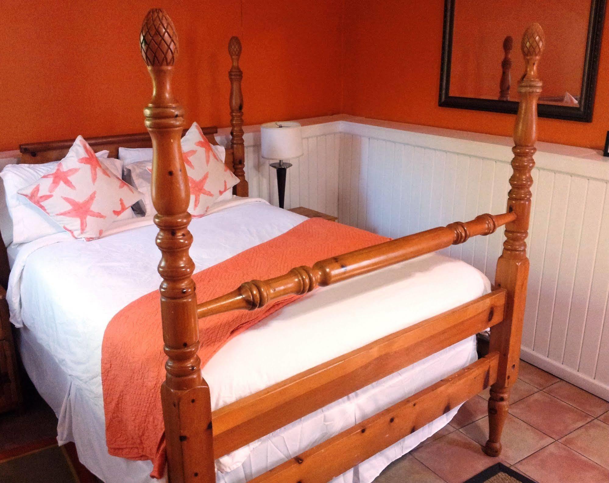 St. John Inn Cruz Bay Экстерьер фото