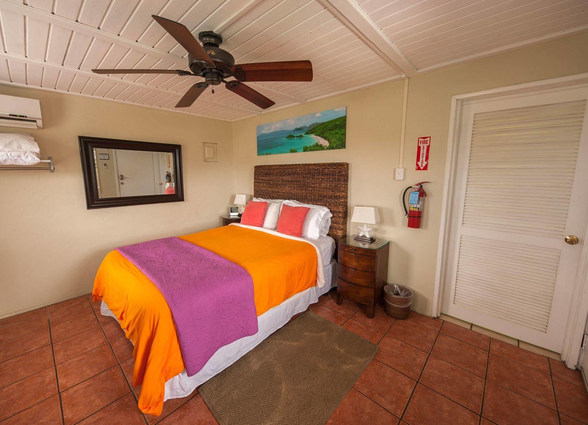 St. John Inn Cruz Bay Экстерьер фото